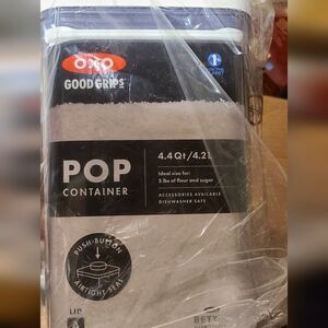 OXO POP Container 4.4 Qt